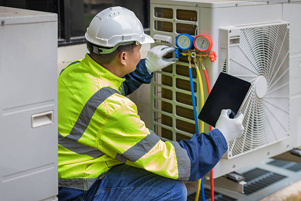 Professional Hvac technician working in Rochester, MN